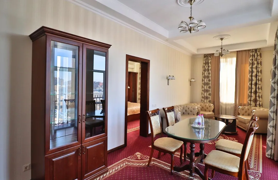 Ukraine Hotel-1